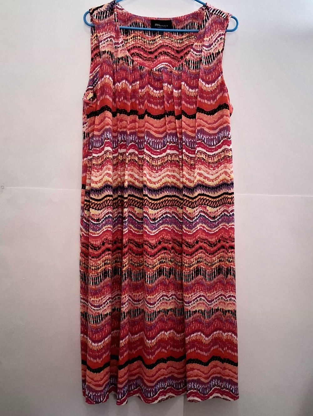 RONNI NICOLE Sleeveless Midi Dress in Red Pink Cream Wave Print Size 14W